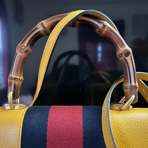 GUCCI 🦋 Butterfly Limited Edition🐝 - Picture 4 of 16